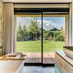 Papillon, Alpes Agency, Detached Chalet, Les Praz, Sleeps 8-10 Chalet