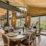Chalet Papillon, Alpes Agency, Detached Chalet, Les Praz, Sleeps 8-10 Chamonix