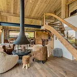 Chalet Papillon, Alpes Agency, Detached Chalet, Les Praz, Sleeps 8-10 *