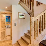 Papillon, Alpes Agency, Detached Chalet, Les Praz, Sleeps 8-10