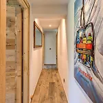 Papillon, Alpes Agency, Detached Chalet, Les Praz, Sleeps 8-10 Chalet