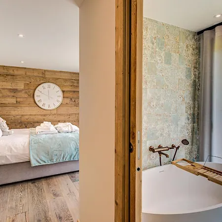 Papillon - Alpes Travel - Detached - Les Praz - Sleeps 8-10 * שאמוני