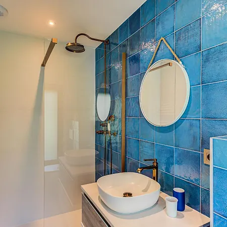 Papillon - Alpes Travel - Detached - Les Praz - Sleeps 8-10 שאמוני