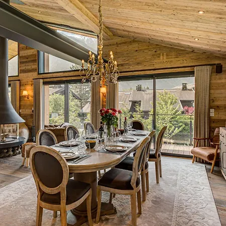 Chalet Papillon - Alpes Travel - Detached - Les Praz - Sleeps 8 *
