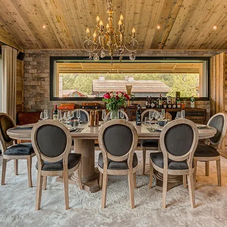 Papillon - Alpes Travel - Detached - Les Praz - Sleeps 8-10 בקתה שאמוני