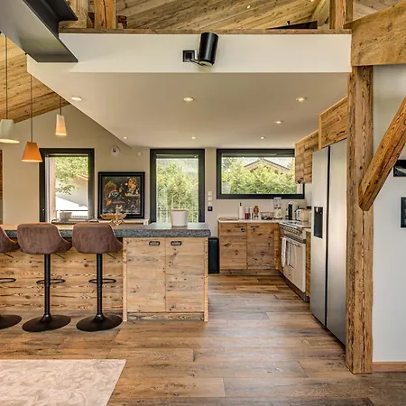 בקתה Papillon - Alpes Travel - Detached - Les Praz - Sleeps 8-10 *