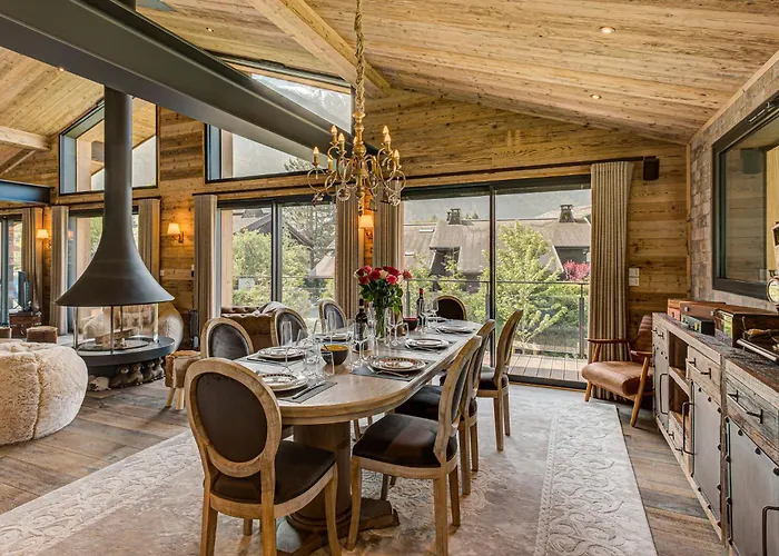 木屋 Papillon - Alpes Travel - Detached - Les Praz - Sleeps 8-10 *