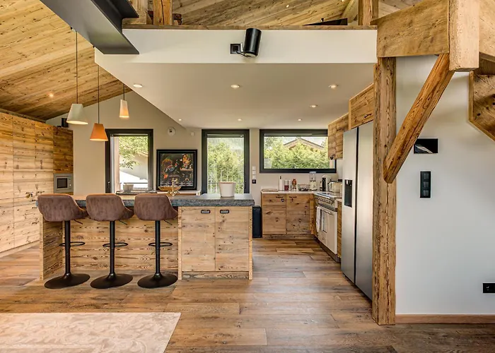 Chalet Chalet Papillon, Alpes Agency, Detached Chalet, Les Praz, Sleeps 8-10 *