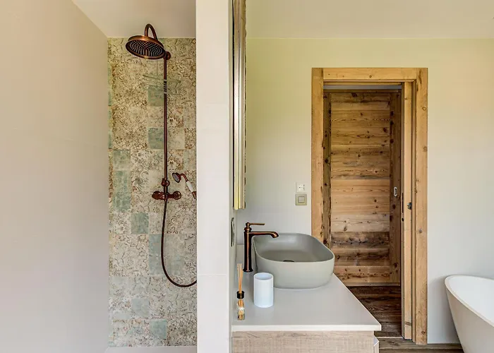 Chalet Chalet Papillon, Alpes Agency, Detached Chalet, Les Praz, Sleeps 8-10 *