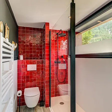 Papillon - Alpes Travel - Detached - Les Praz - Sleeps 8-10 샬레 *