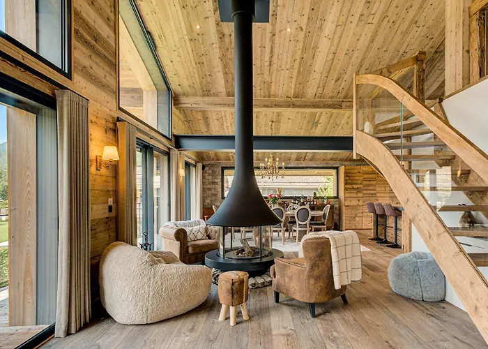 Papillon - Alpes Travel - Detached - Les Praz - Sleeps 8-10 Chamonix