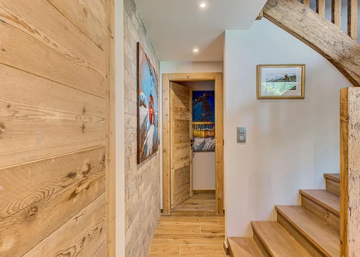 Papillon - Alpes Travel - Detached - Les Praz - Sleeps 8-10 Chamonix